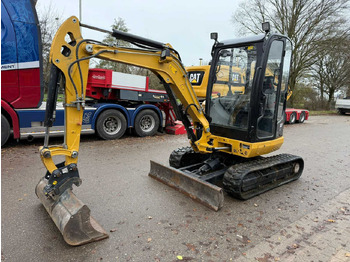 Mini escavadeira CATERPILLAR 302.7D