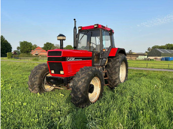 Trator CASE IH 1455XL