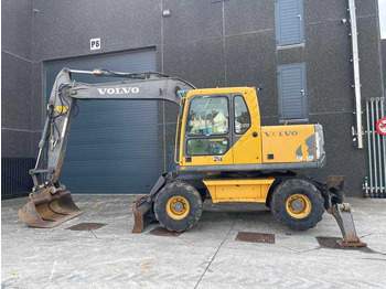 Máquina de construção VOLVO EW140