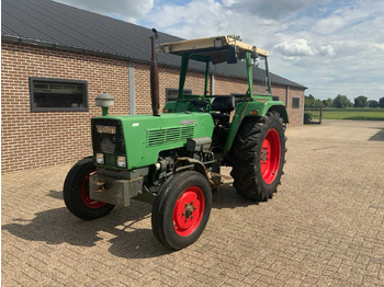 Trator FENDT Farmer 108