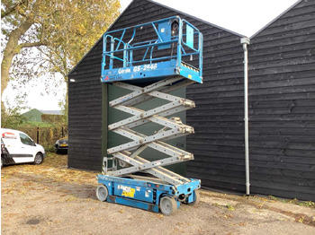 Plataforma aérea GENIE GS2646