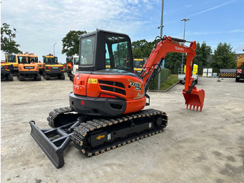 Escavadora de rastos Kubota KX155-5: foto 4