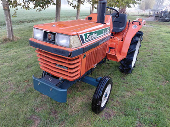 Mini trator KUBOTA