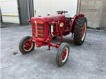 Trator McCORMICK