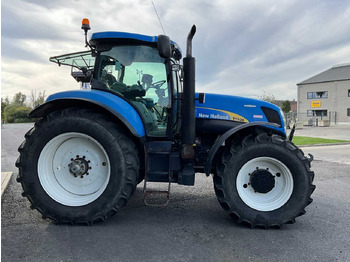 Trator New Holland T7030: foto 4