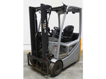 Empilhadeira STILL RX20