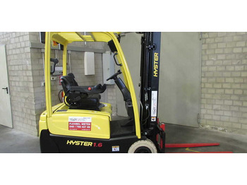 Empilhadeira elétrica HYSTER