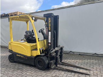 Empilhadeira elétrica HYSTER