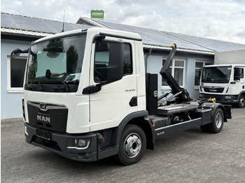 Caminhão polibenne MAN TGL 8.160