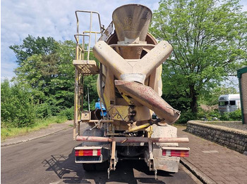 Caminhão betoneira Mercedes-Benz 2527 B 6X4: foto 5 Caminhão betoneira Mercedes-Benz 2527 B 6X4: foto 5