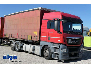Caminhão chassi MAN TGX 26.400