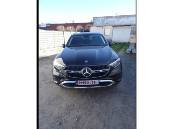 Automóvel MERCEDES-BENZ