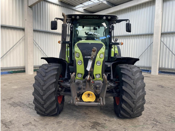 Trator CLAAS Arion 640: foto 4