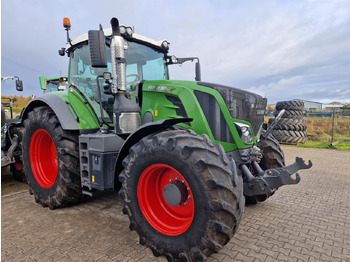 Trator FENDT 826 Vario