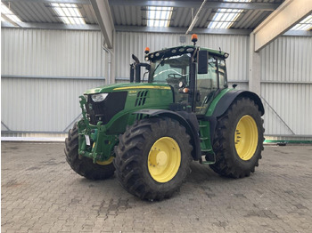 Trator JOHN DEERE 6215R