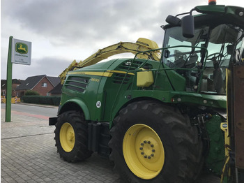 Picadora de forragem automotriz John Deere 8600: foto 2