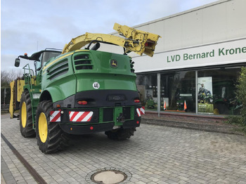 Picadora de forragem automotriz John Deere 8600: foto 4