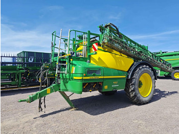 Pulverizador de arrastar JOHN DEERE