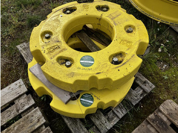 Locação de John Deere 70 kg + 530 kg John Deere 70 kg + 530 kg: foto 3