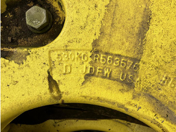 Locação de John Deere 70 kg + 530 kg John Deere 70 kg + 530 kg: foto 4