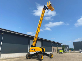 Plataforma telescópica JCB