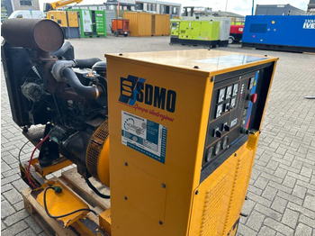 Gerador elétrico SDMO Yanmar Leroy Somer 50 kVA noodstroom generatorset 328 hours !: foto 3