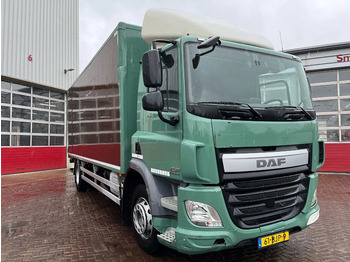 Caminhão furgão DAF CF