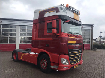 Tractor DAF XF 460
