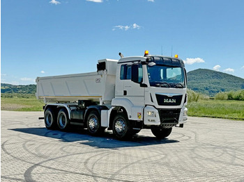 Caminhão basculante MAN TGS 35.400