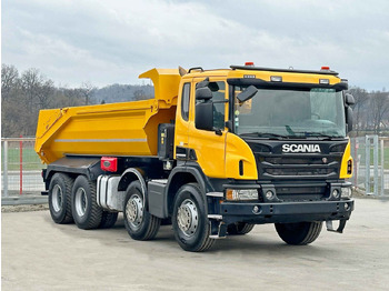 Caminhão basculante SCANIA P 400