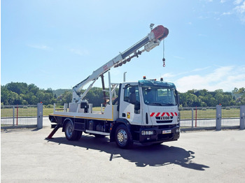 Caminhão IVECO EuroCargo 120E