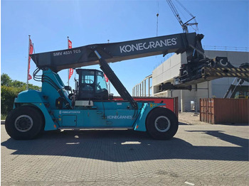 Reachstacker porta contentores KONECRANES