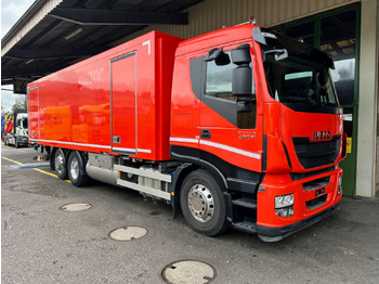 Caminhão furgão IVECO Stralis