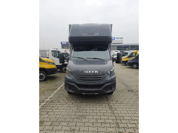 Furgão de toldo IVECO Daily