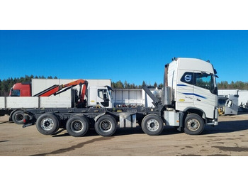Caminhão chassi Volvo FH750 uusi moottori/vaihteisto: foto 2