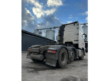 Locação de Volvo FH 500 Volvo FH 500: foto 4