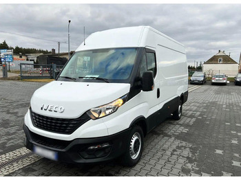 Carrinha de contentor IVECO Daily 35s14