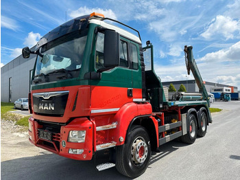 Caminhão multibenne MAN TGS 26.400