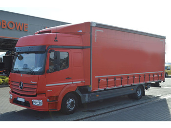 Caminhão com lona MERCEDES-BENZ Atego 824