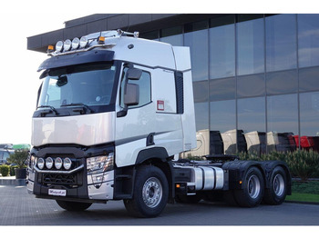 Tractor RENAULT C 520