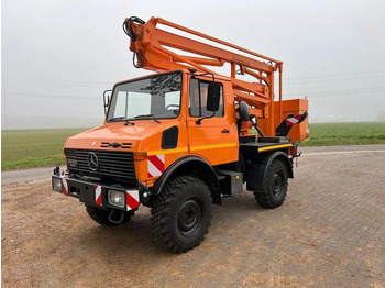Caminhão UNIMOG