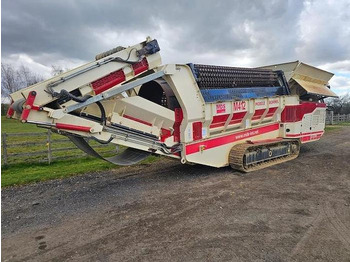 Máquina de construção TEREX