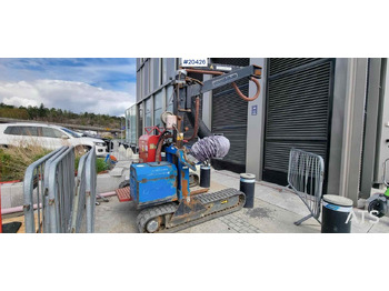 Máquina de construção HINOWA