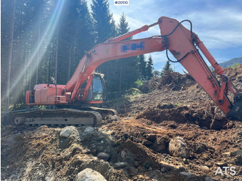 Escavadeira HITACHI