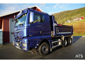Caminhão basculante MAN TGX 26.580