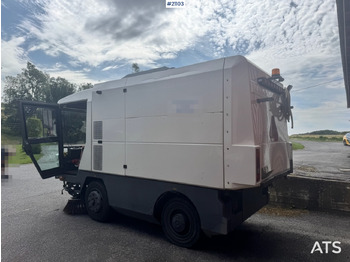 Varredora urbana Ravo 540: foto 4 Varredora urbana Ravo 540: foto 4