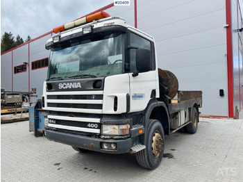 Caminhão chassi SCANIA P124
