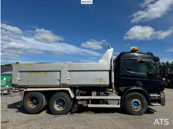 Caminhão basculante SCANIA P 420