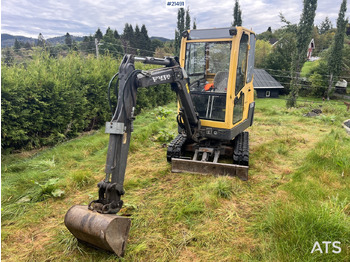 Mini escavadeira Volvo EC15B: foto 2