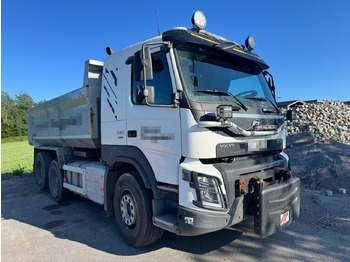 Caminhão basculante VOLVO FMX 540
